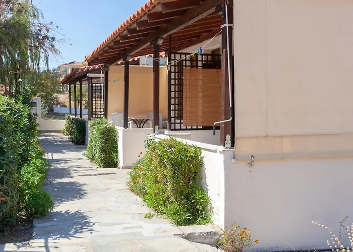 Athina Apartments